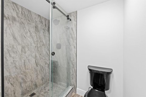 Condo in Davie, Florida, 2 bedrooms № 2265731 - photo 12