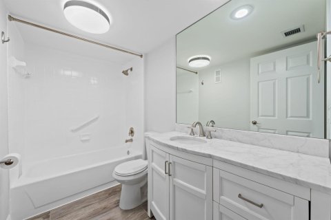 Condo in Davie, Florida, 2 bedrooms № 2265731 - photo 14