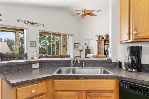 House in Groveland, Florida 2 bedrooms, 144.56 sq.m. № 1568251 - photo 13