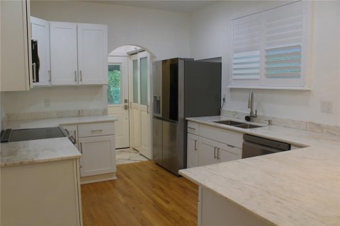 Villa ou maison à vendre à Orlando, Floride: 4 chambres, 278.8 m2 № 2426969 - photo 19