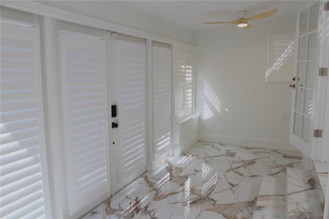 Villa ou maison à vendre à Orlando, Floride: 4 chambres, 278.8 m2 № 2426969 - photo 30