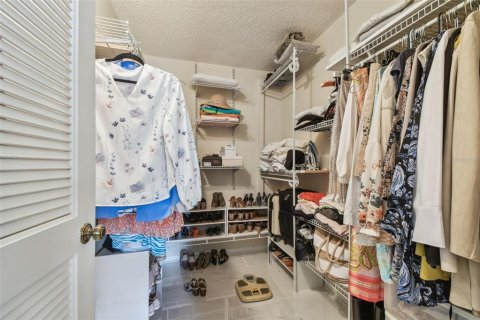 Купить кондоминиум в Палм-Харбор, Флорида 6 комнат, 127.37м2, № 2099517 - фото 13