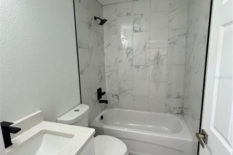House in Ocala, Florida 3 bedrooms, 144.74 sq.m. № 1870713 - photo 3
