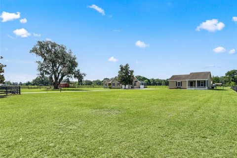 House in Sumter, Florida 3 bedrooms, 367.52 sq.m. № 2155986 - photo 5