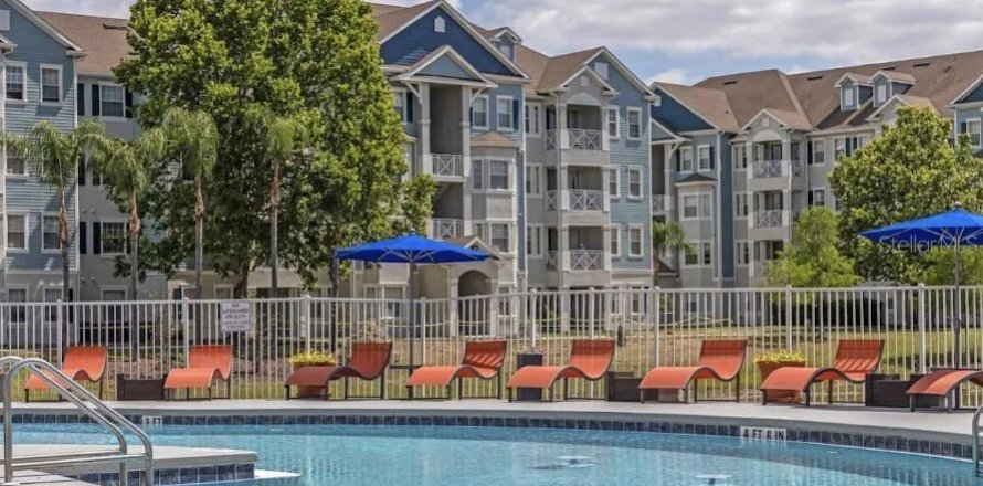 Condominio en Kissimmee, Florida, 2 dormitorios № 1908157