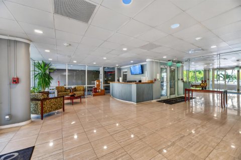 Condominio en alquiler en Pompano Beach, Florida, 2 dormitorios, 102.19 m2 № 2245459 - foto 2