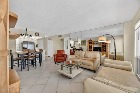 Condominio en alquiler en Pompano Beach, Florida, 2 dormitorios, 102.19 m2 № 2245459 - foto 6