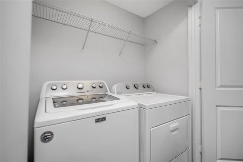 Adosado en venta en Kissimmee, Florida, 4 dormitorios, 152.08 m2 № 1675728 - foto 15