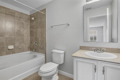 Adosado en venta en Kissimmee, Florida, 4 dormitorios, 152.08 m2 № 1675728 - foto 12