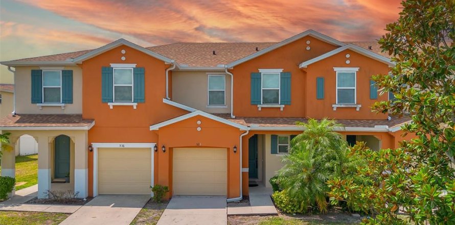 Townhouse in Kissimmee, Florida 4 bedrooms, 152.08 sq.m. № 1675728