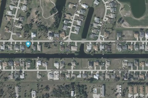 Terreno en venta en Rotonda, Florida № 2228876 - foto 3