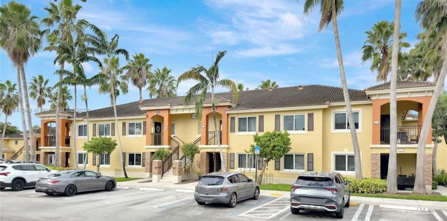 Condo in Homestead, Florida, 3 bedrooms  № 1862003