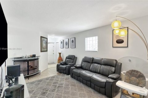 Condo in Homestead, Florida, 3 bedrooms  № 1862003 - photo 4