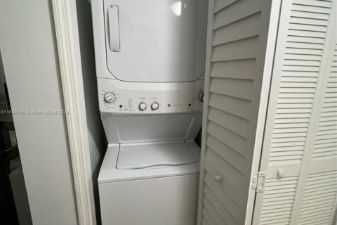 Condo in Homestead, Florida, 3 bedrooms  № 1862003 - photo 20