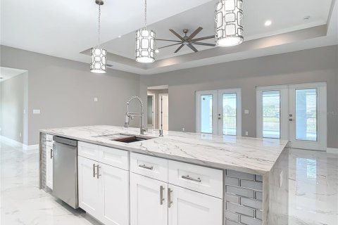 Casa en venta en Port Charlotte, Florida, 4 dormitorios, 191.29 m2 № 1820674 - foto 27