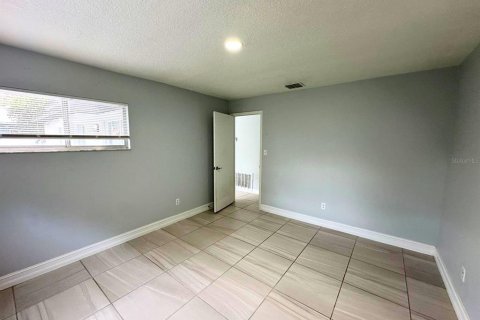 Casa en alquiler en Orlando, Florida, 3 dormitorios, 95.88 m2 № 1911728 - foto 5