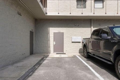 Commercial property in Saint Petersburg, Florida 57.41 sq.m. № 1885695 - photo 10