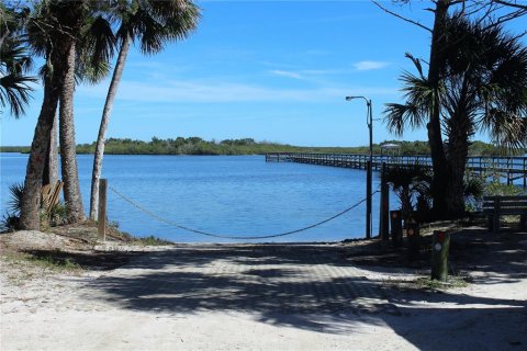Land in Oak Hill, Florida № 1445978 - photo 16
