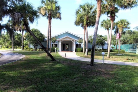 Land in Oak Hill, Florida № 1445978 - photo 6