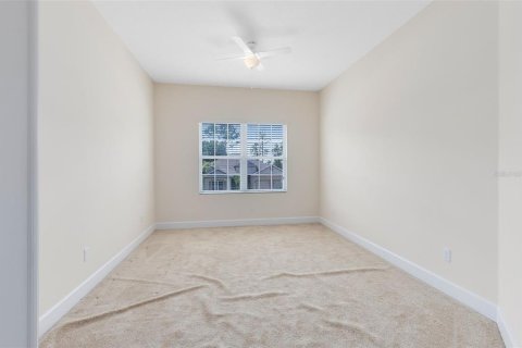 House in Winter Garden, Florida 4 bedrooms, 372.54 sq.m. № 1684569 - photo 22