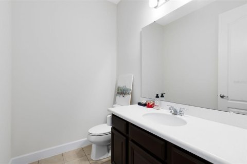 House in Winter Garden, Florida 4 bedrooms, 372.54 sq.m. № 1684569 - photo 18