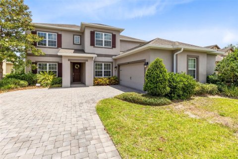 House in Winter Garden, Florida 4 bedrooms, 372.54 sq.m. № 1684569 - photo 3