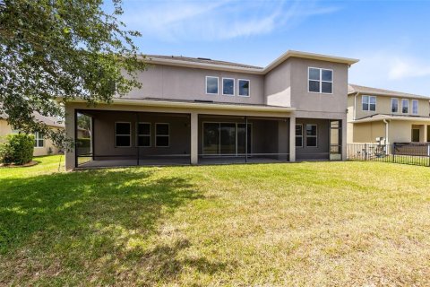House in Winter Garden, Florida 4 bedrooms, 372.54 sq.m. № 1684569 - photo 5
