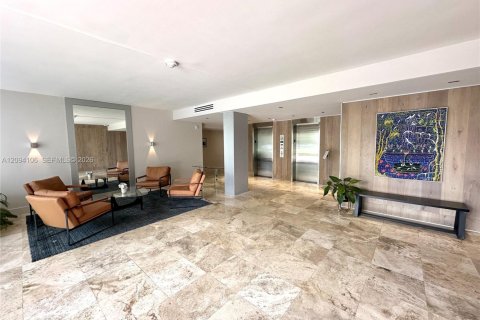 Copropriété à louer à North Miami Beach, Floride: 1 chambre, 97.83 m2 № 2384805 - photo 30