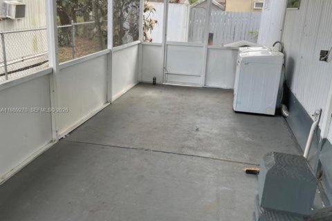Apartamento en alquiler en Davie, Florida, 2 dormitorios, 63.55 m2 № 2051798 - foto 2