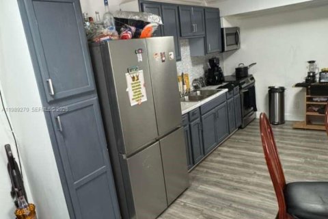 Apartamento en alquiler en Davie, Florida, 2 dormitorios, 63.55 m2 № 2051798 - foto 6