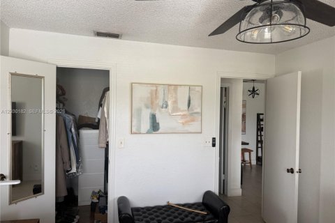 Condo in Margate, Florida, 1 bedroom  № 2087113 - photo 13
