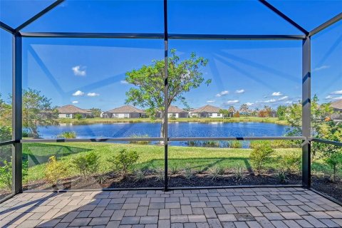 House in Englewood, Florida 3 bedrooms, 171.4 sq.m. № 1904723 - photo 4