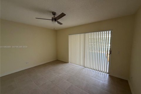 Touwnhouse à louer à Palm Beach Gardens, Floride: 2 chambres, 107.02 m2 № 2025294 - photo 11
