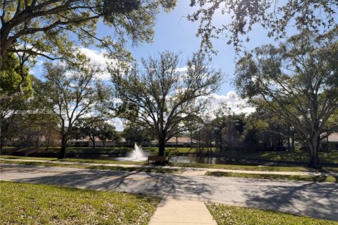 Touwnhouse à louer à Palm Beach Gardens, Floride: 2 chambres, 107.02 m2 № 2025294 - photo 14