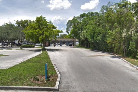 Immobilier commercial à vendre à North Miami, Floride № 2158114 - photo 3