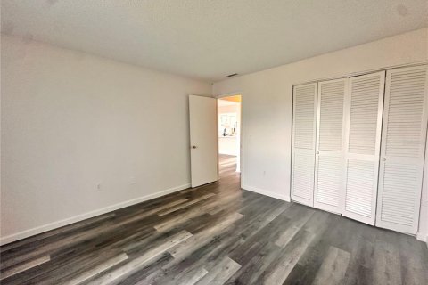 Condo in Orlando, Florida, 2 bedrooms  № 1910617 - photo 8