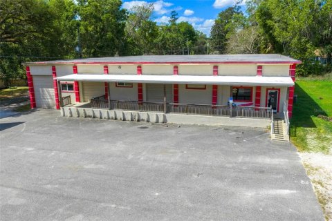 Commercial property in Ocala, Florida № 2135214