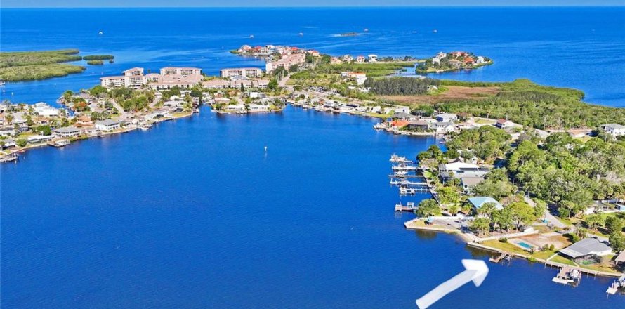 Terreno en Port Richey, Florida № 1549229