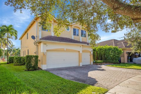 House in Miramar, Florida 5 bedrooms, 268.86 sq.m. № 1950046 - photo 3
