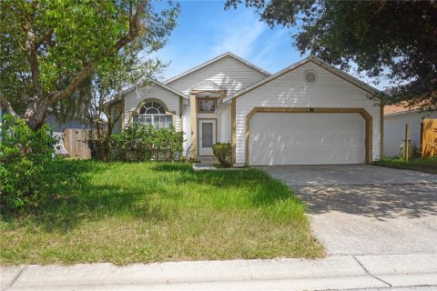 House in Davenport, Florida 3 bedrooms, 139.54 sq.m. № 1906061 - photo 14