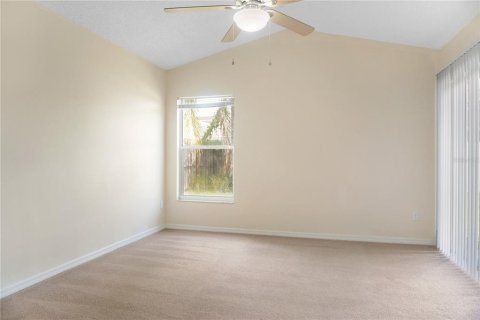 House in Davenport, Florida 3 bedrooms, 139.54 sq.m. № 1906061 - photo 9
