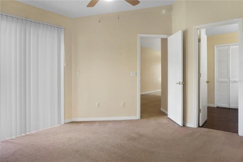 House in Davenport, Florida 3 bedrooms, 139.54 sq.m. № 1906061 - photo 10