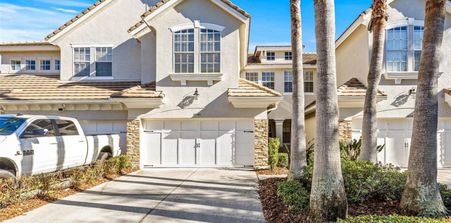 Adosado en Tampa, Florida 3 dormitorios, 166.48 m2 № 1513024