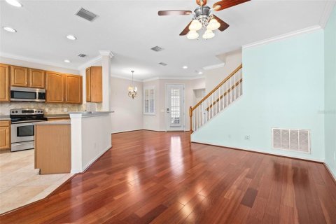 Adosado en venta en Tampa, Florida, 3 dormitorios, 166.48 m2 № 1513024 - foto 6