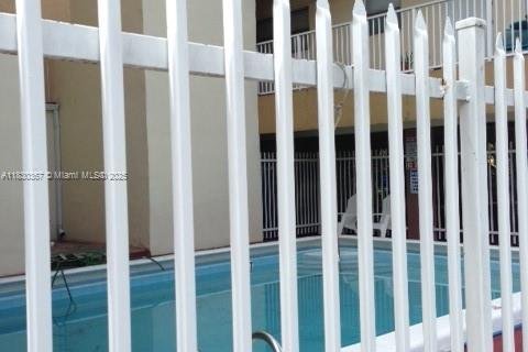 Copropriété à vendre à Hollywood, Floride: 1 chambre, 59.46 m2 № 1978400 - photo 15