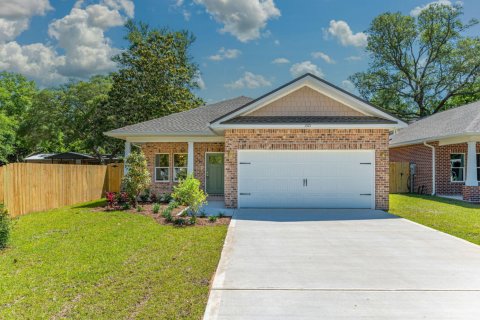 House in Niceville, Florida 4 bedrooms, 205.5 sq.m. № 559935 - photo 1