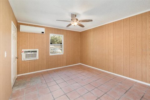 Casa en venta en Leesburg, Florida, 4 dormitorios, 98.2 m2 № 1826865 - foto 12
