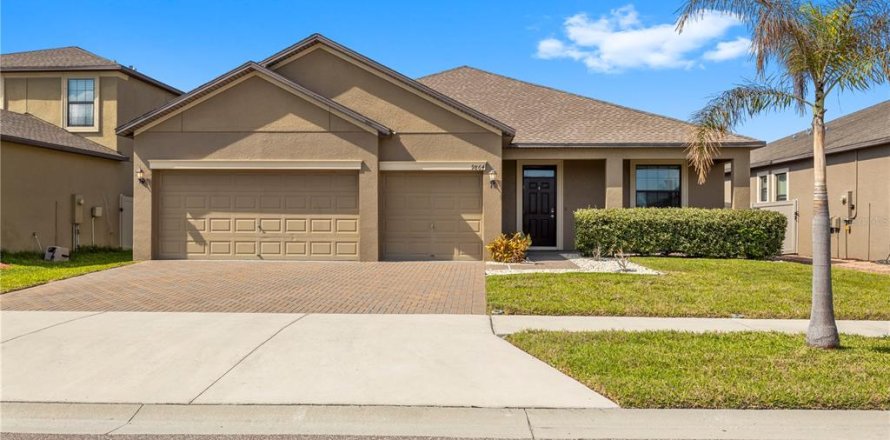 Villa ou maison à Ruskin, Floride 4 chambres, 224.17 m2 № 2094009
