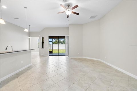 Villa ou maison à vendre à Ruskin, Floride: 4 chambres, 224.17 m2 № 2094009 - photo 12