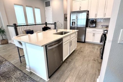 Touwnhouse à vendre à Sarasota, Floride: 2 chambres, 117.71 m2 № 2222755 - photo 11